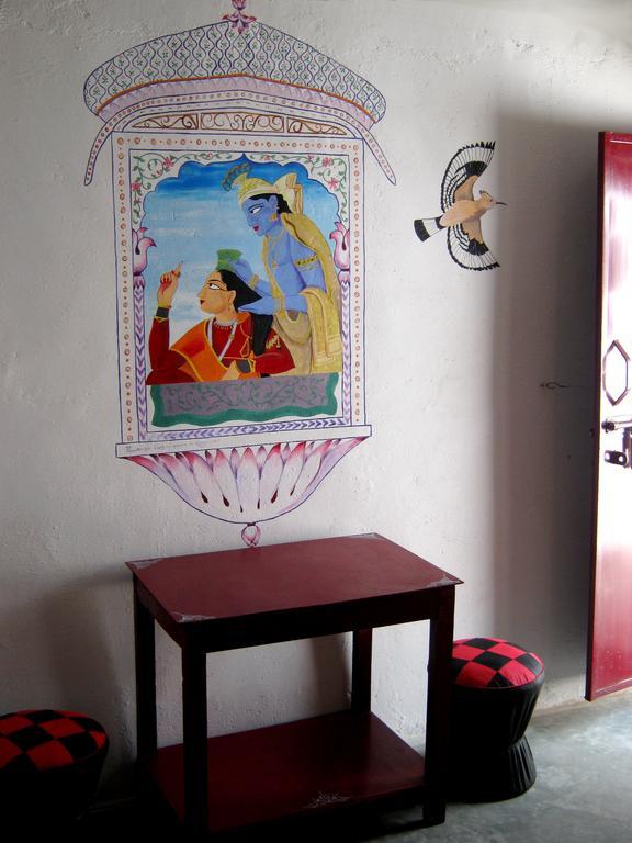 Friends In Khajuraho Apartment Exterior photo